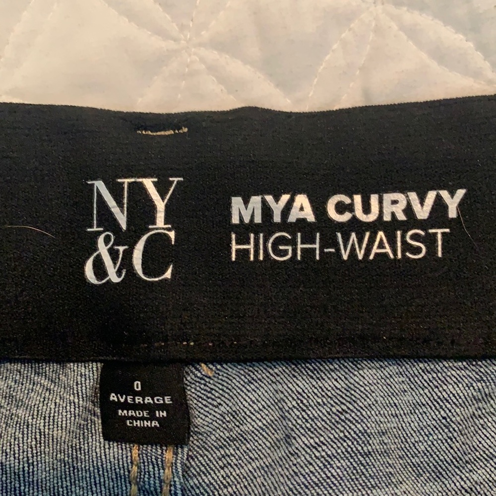 New York $ Co curvy high waisted jeans size 0